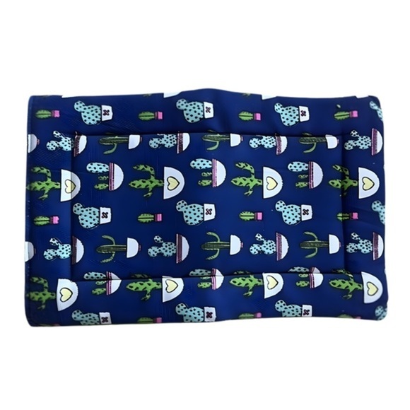 The Cozy Retreat: Lizard Sleeping Bag‎ for Your Reptile Dragon - Picture 3 of 10